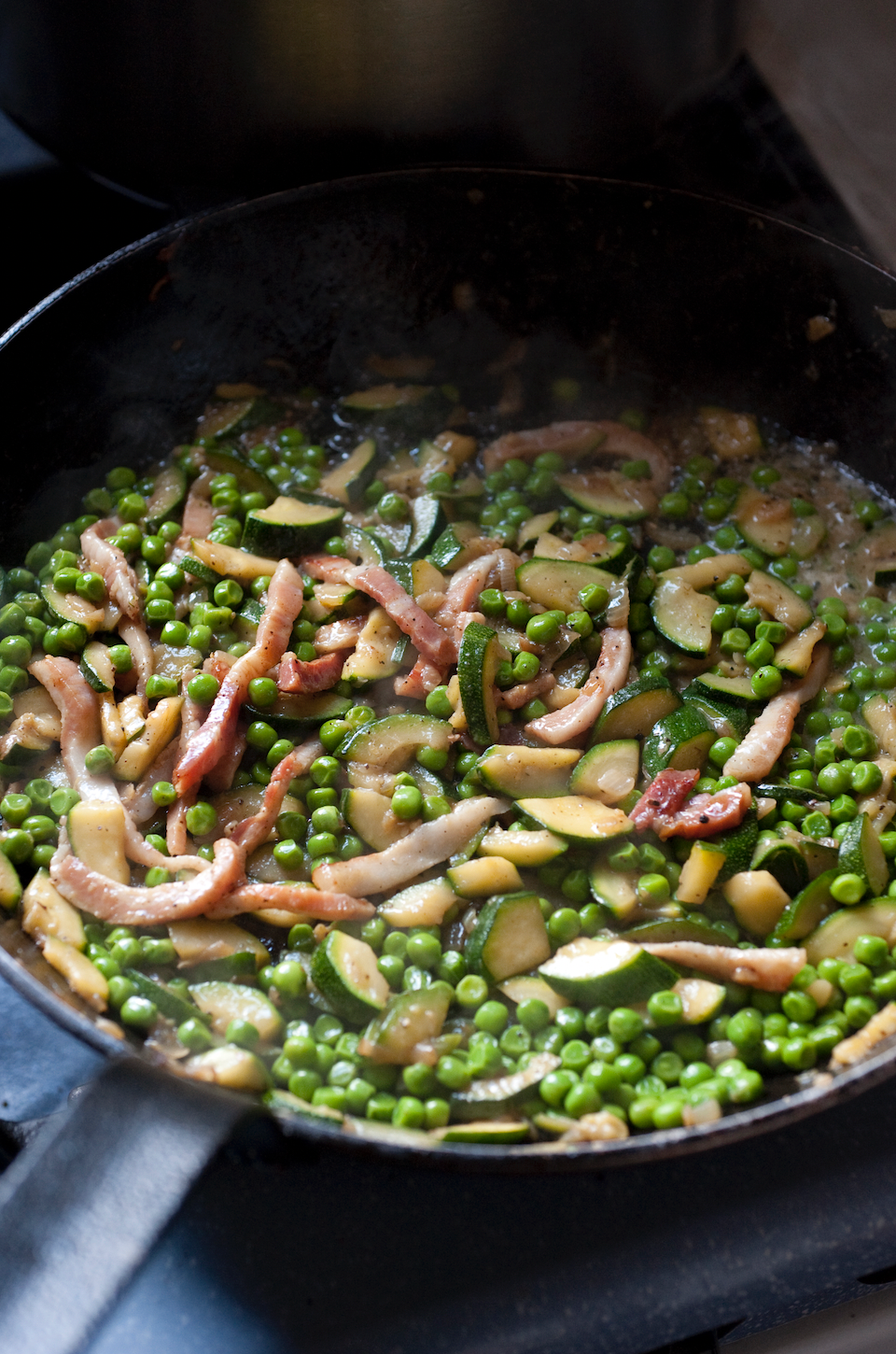 Makaron ze srebrną łyżką