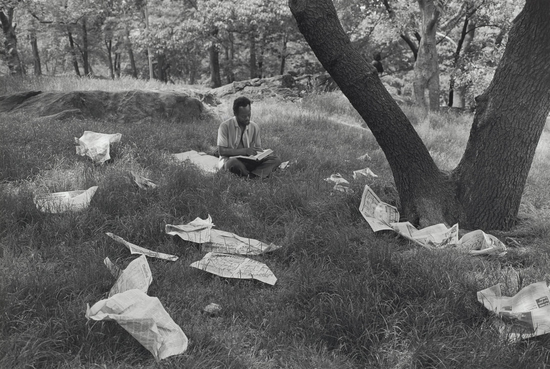 Time Travelers: Photographs from the Gayle Greenhill Collection