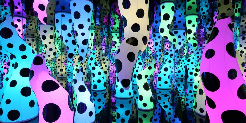 Yayoi Kusama: Present Infinite