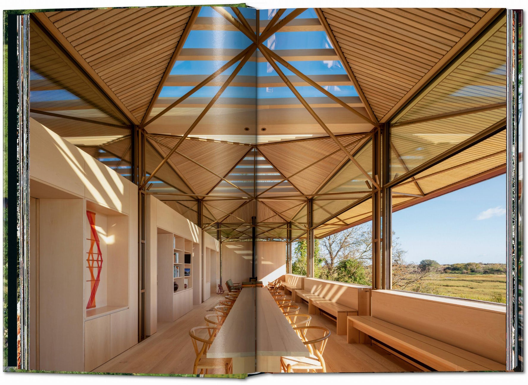 Homes for Our Time. Sustainable Living