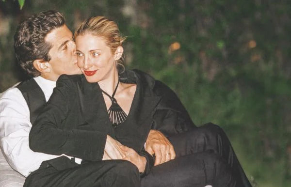 Carolyn Bessette-Kennedy. The Queen of Minimalism