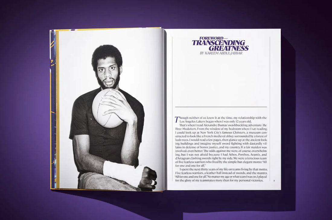 Lakers. An Official History of the Purple & Gold