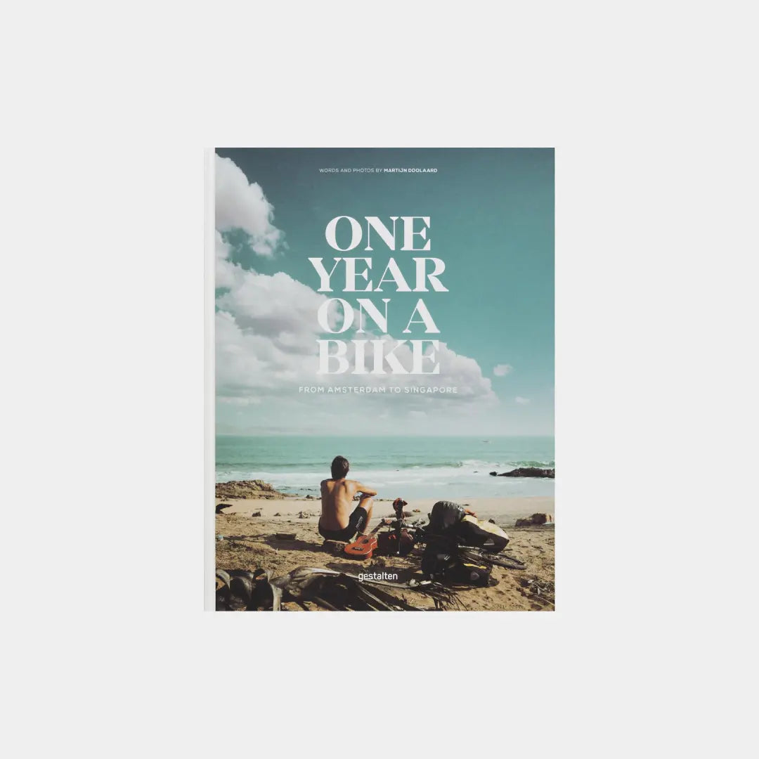 One Year on a Bike - Martijn Doolaard Obálka knihy Book Therapy