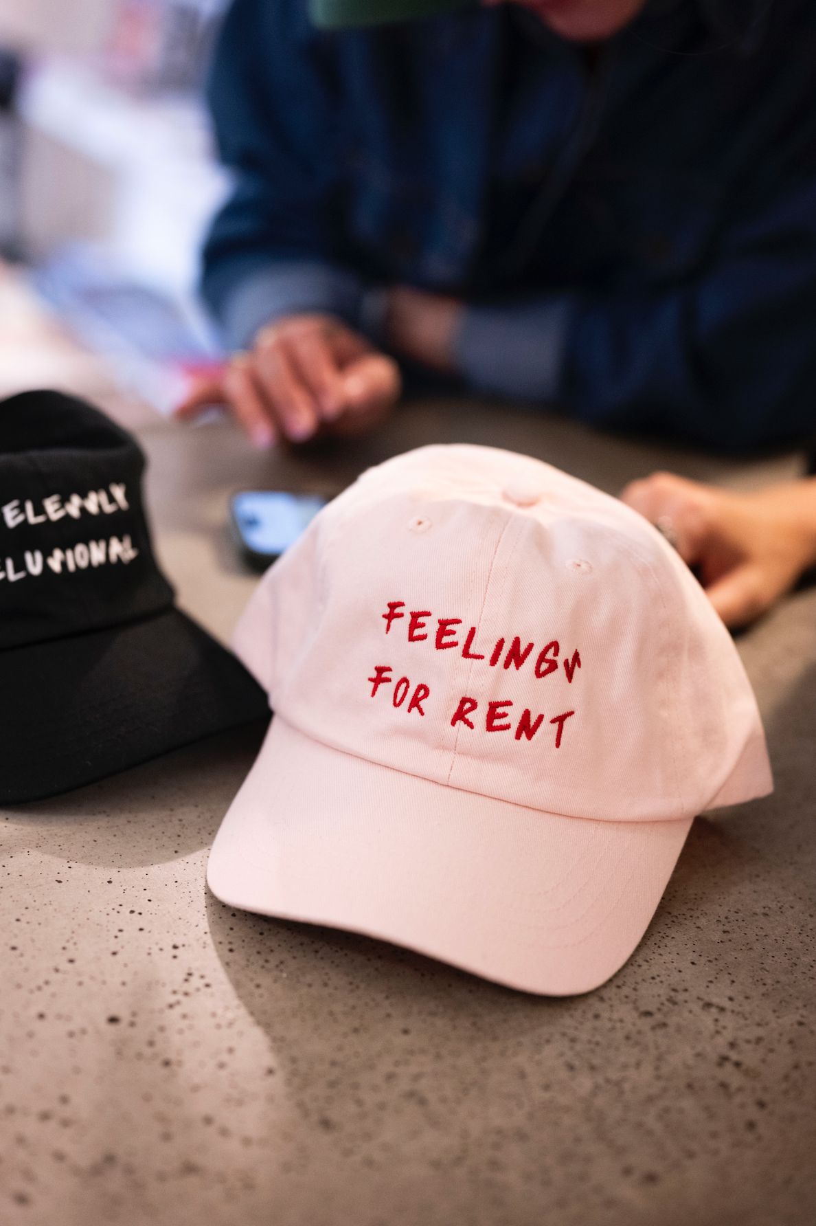 Michaela Fenkl - Cap Feelings For Rent (pink))
