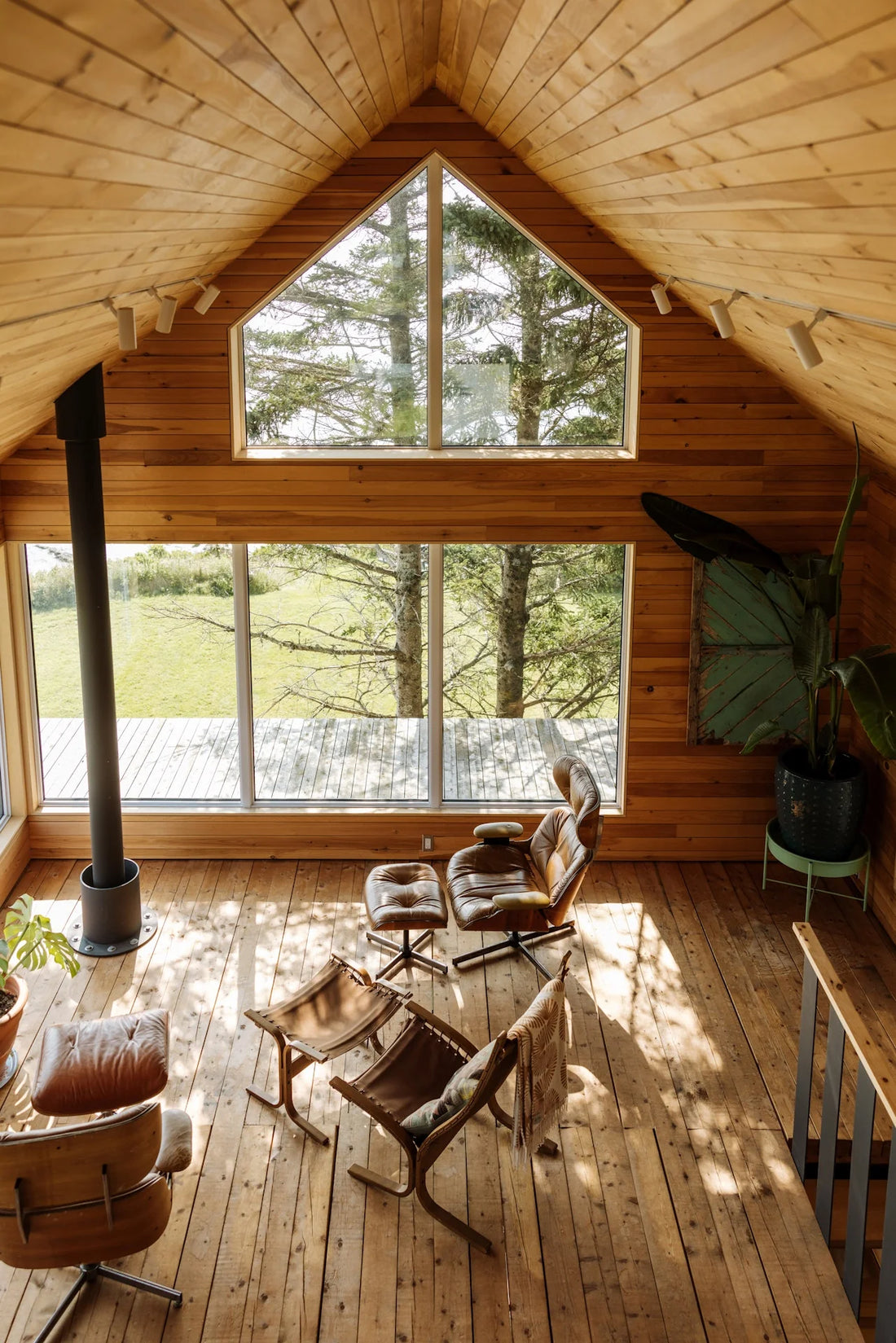 Surf Shacks Vol. 3, Exploring the Spirit of Coastal Living
