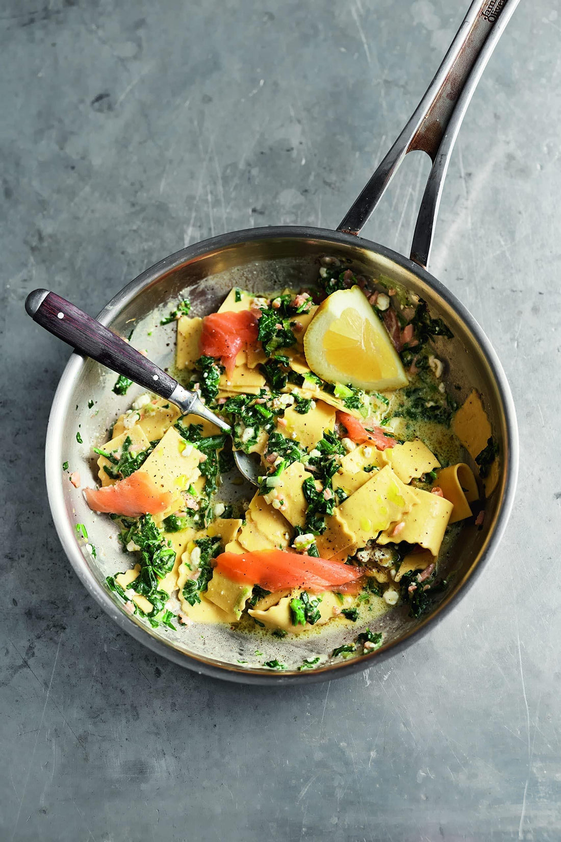 Jeden: Prosty – Pan Cuda – Jamie Oliver