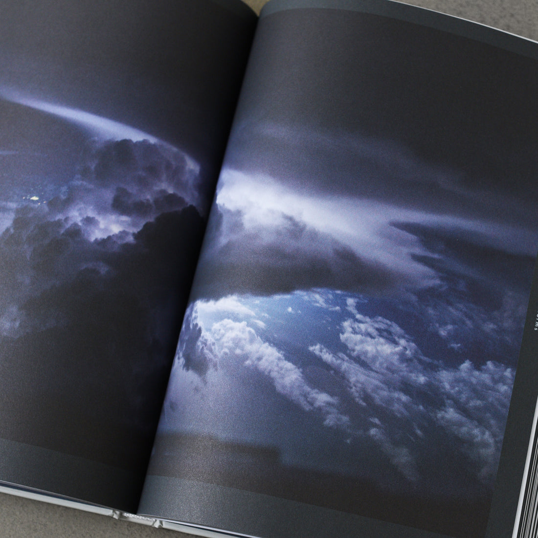 Zdjęcia autorstwa #THE STORMPILOT – Santiago Borja Lopez