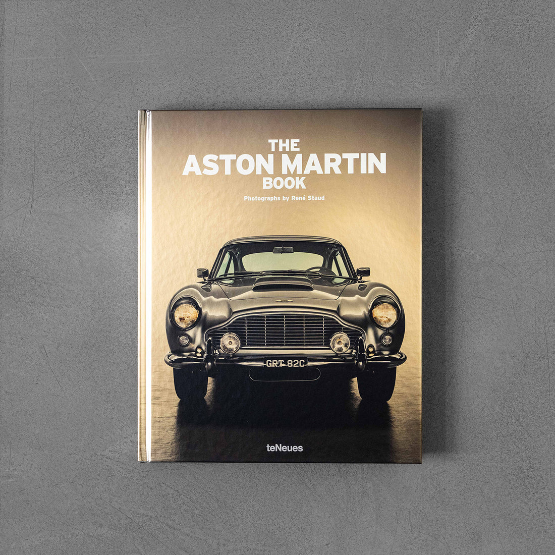 Książka Aston Martin wyd. 2022 